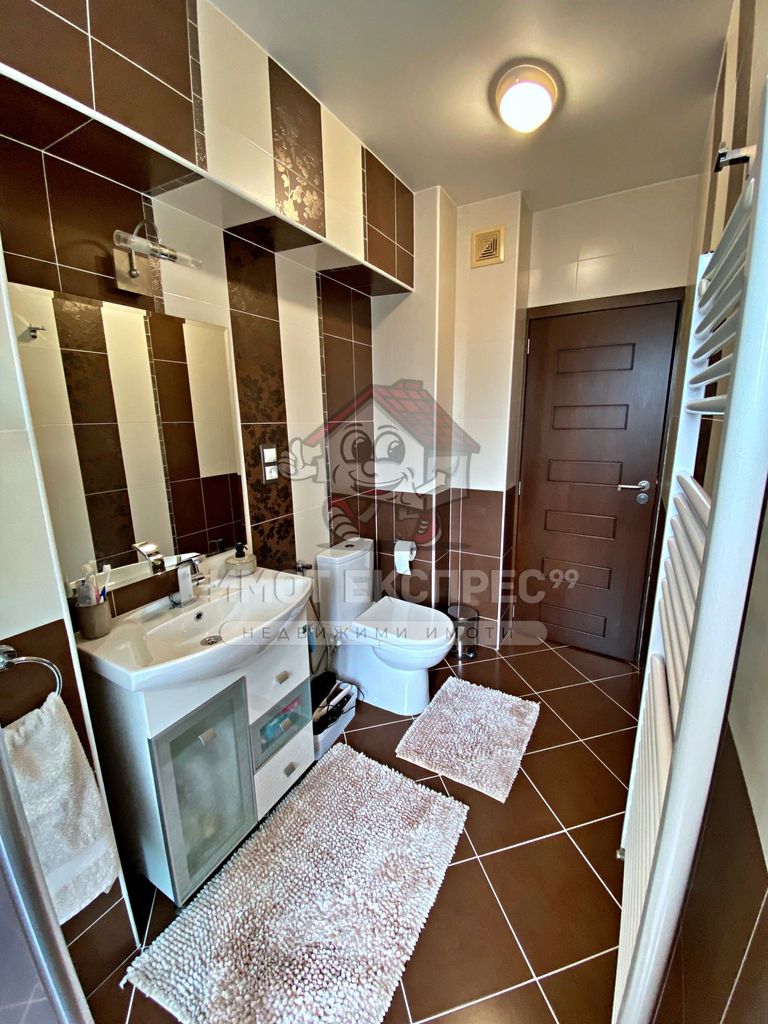 Продава се Многостаен апартамент в Асеновград - 171 кв.м за 1053 €/кв.м - Снимка #20