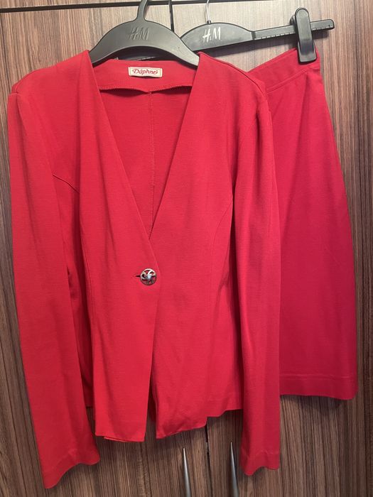 Два дамски сета на фирма Дафне