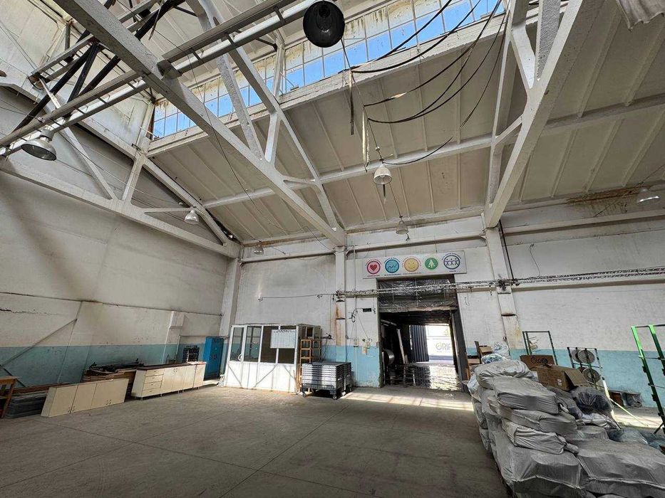 Сдаётся в Аренду склад в центре города 846 квадратов