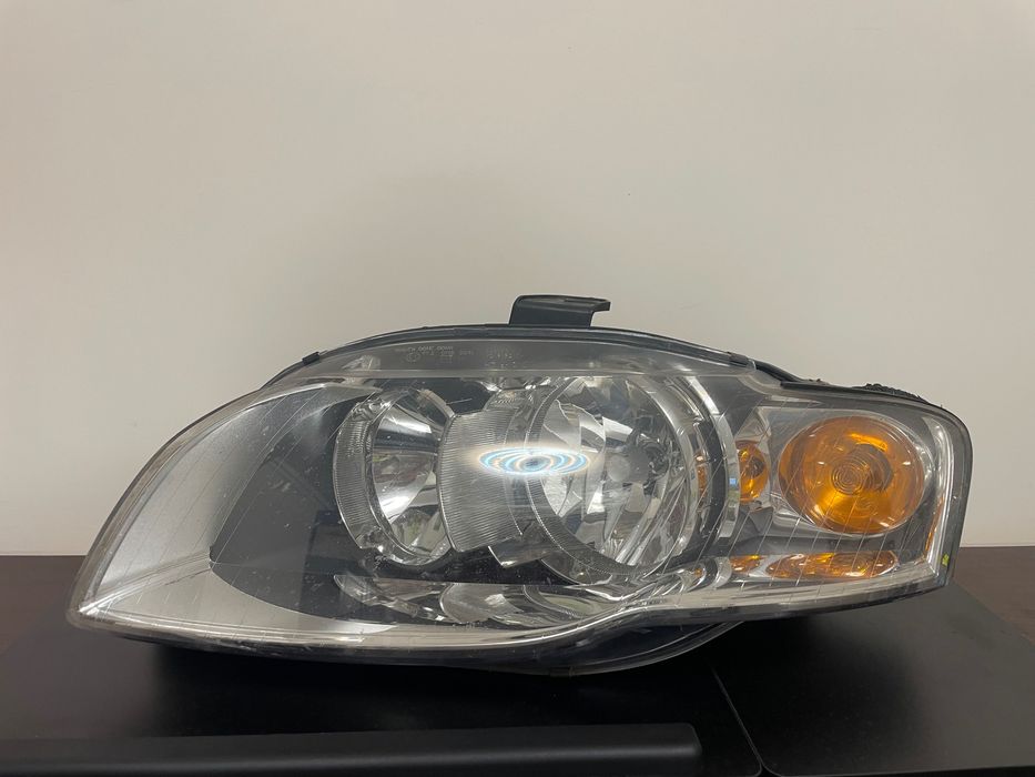 Фарове за Ауди А4