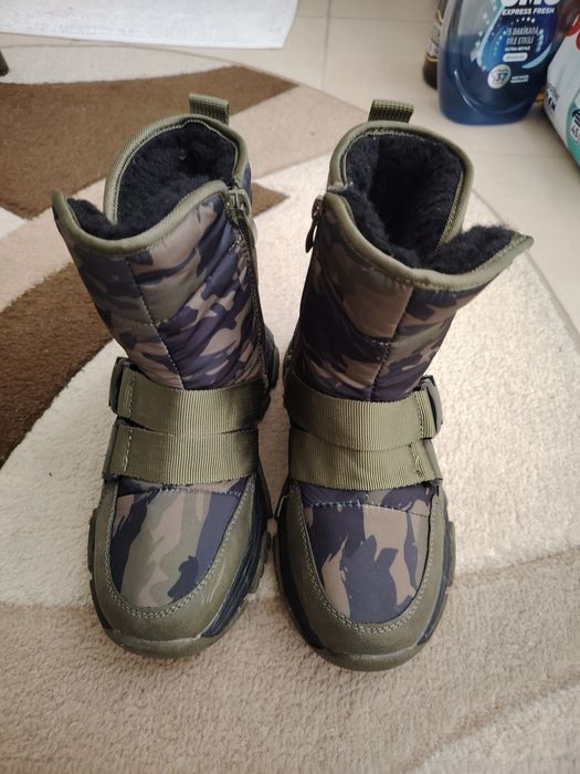 Детски ботуши reserved