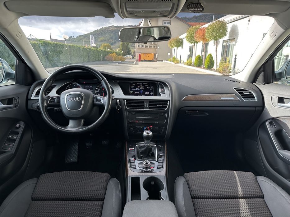 Audi A4 B8 Allroad 2010/Quattro/2.0 Tdi 167cp/LED/Navi/Drive Select/