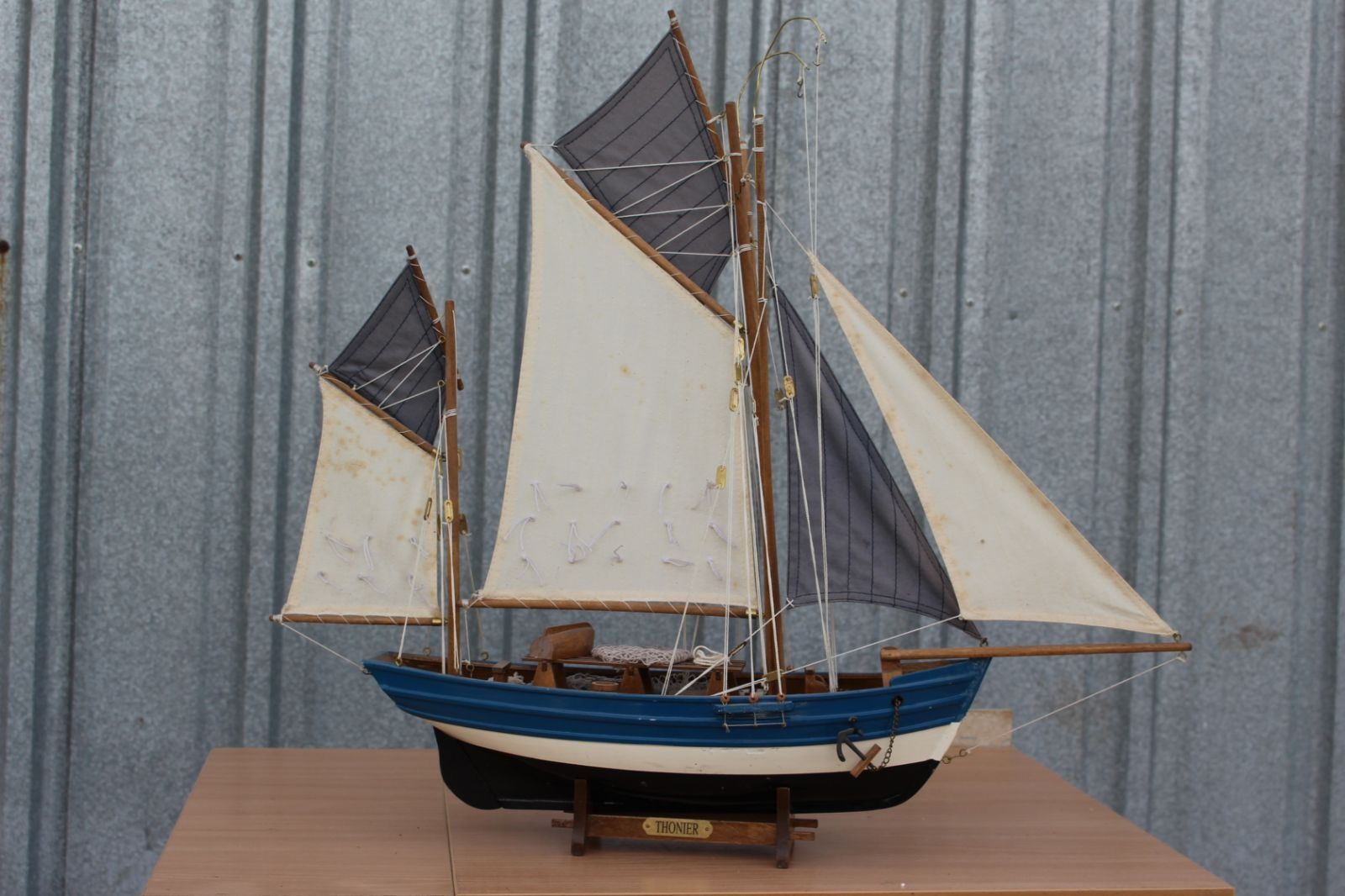 Детайлен макет на голям Ветроходен рибарски кораб