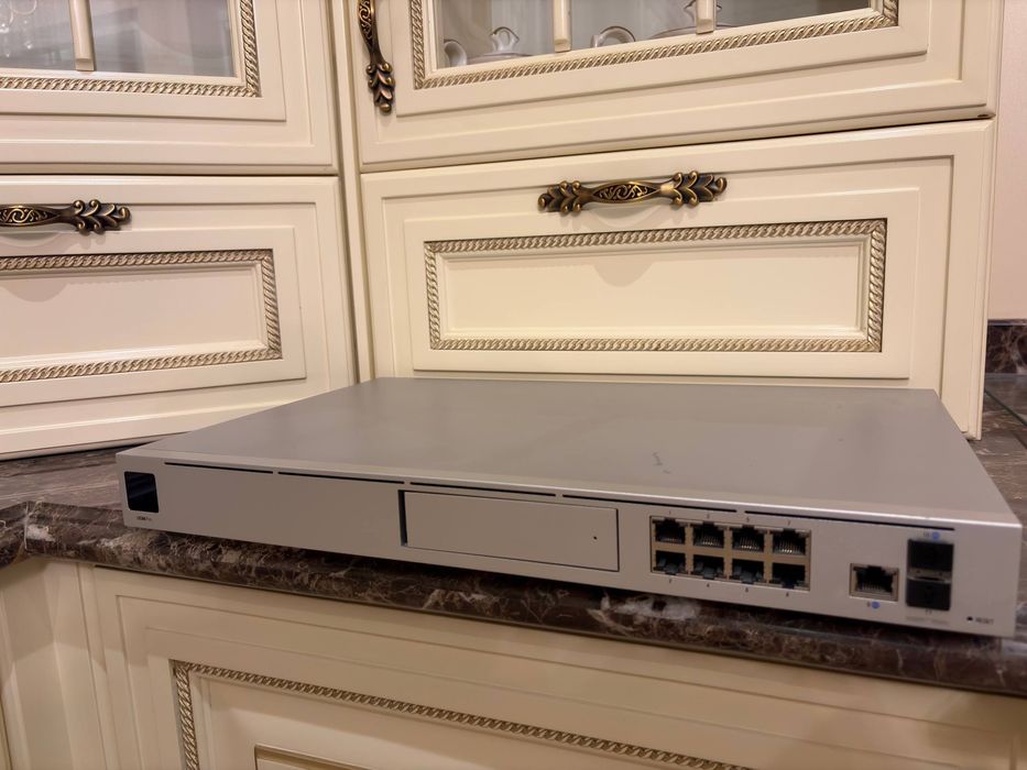 Unifi Dream Machine Pro