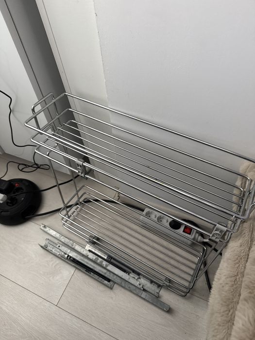 Jolly pentru corp de 20 cm latime sau pentru dulap