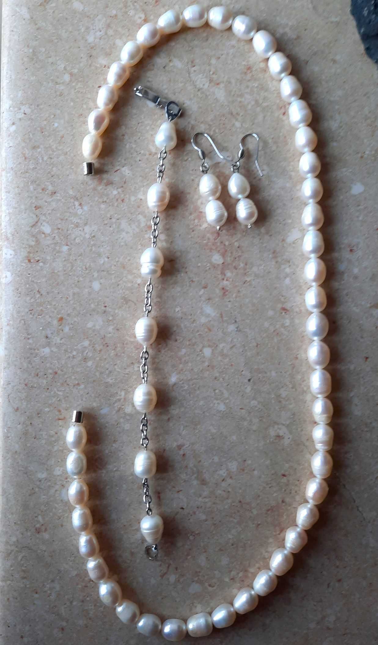 Set Perle Naturale Albe cu Colier, Bratara si Cercei Nepurtat