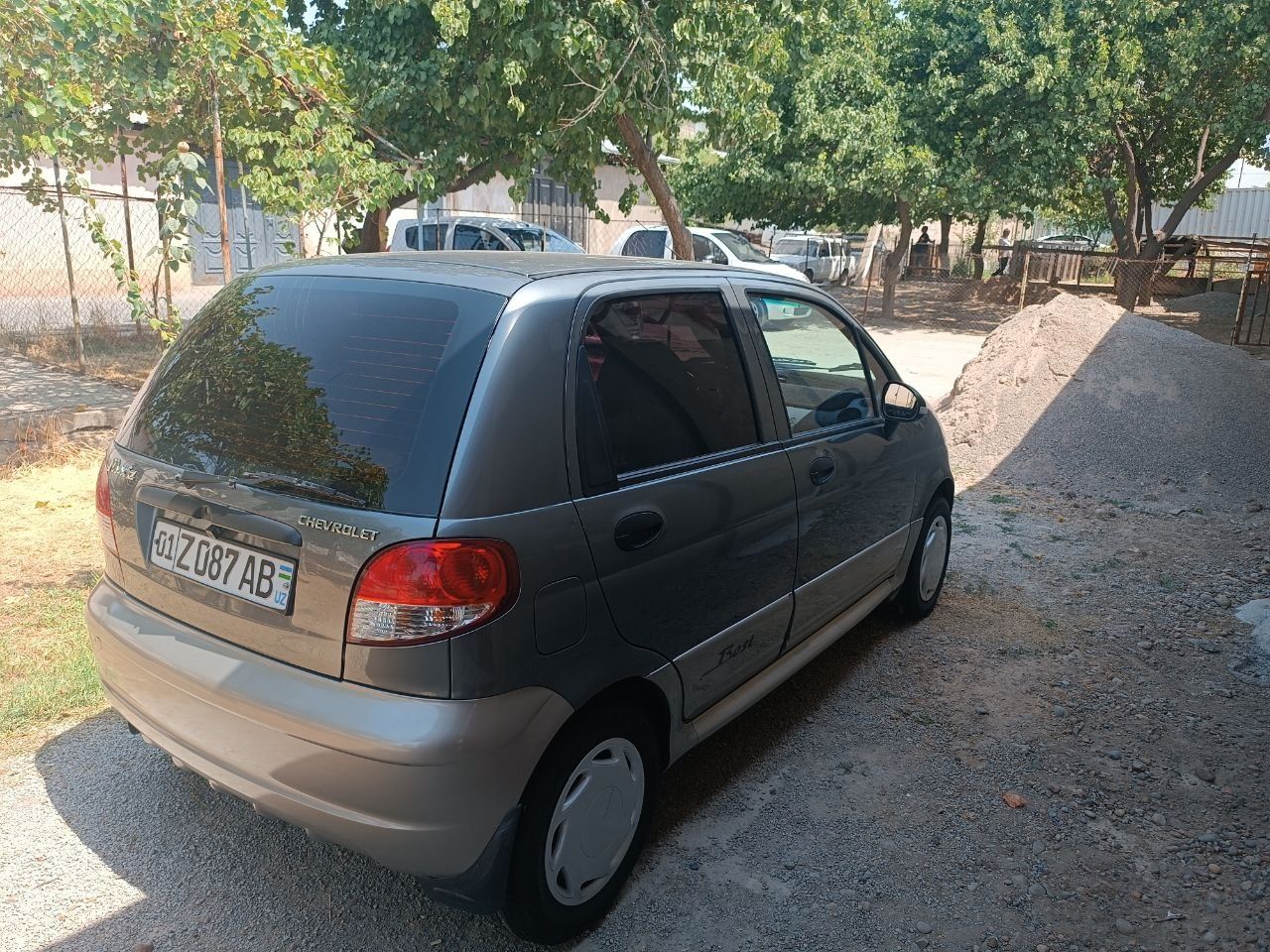 Srochni sotiladi