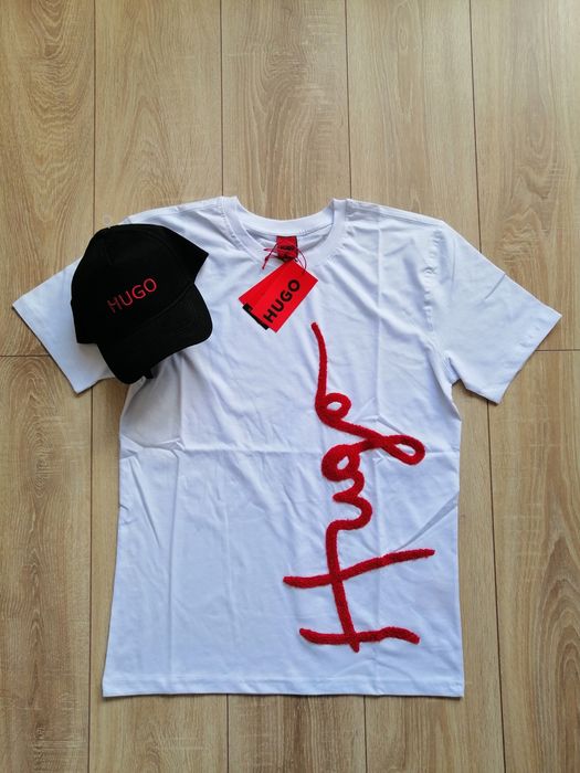 Hugo Boss мъжка тениска в бял цвят  S 2XL