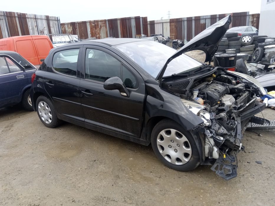Пежо 207 1.4 16V на части