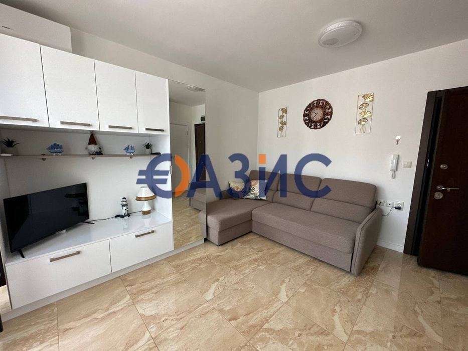 Продава се Едностаен апартамент в Свети Влас - 35 кв.м за 2515 €/кв.м - Снимка #1