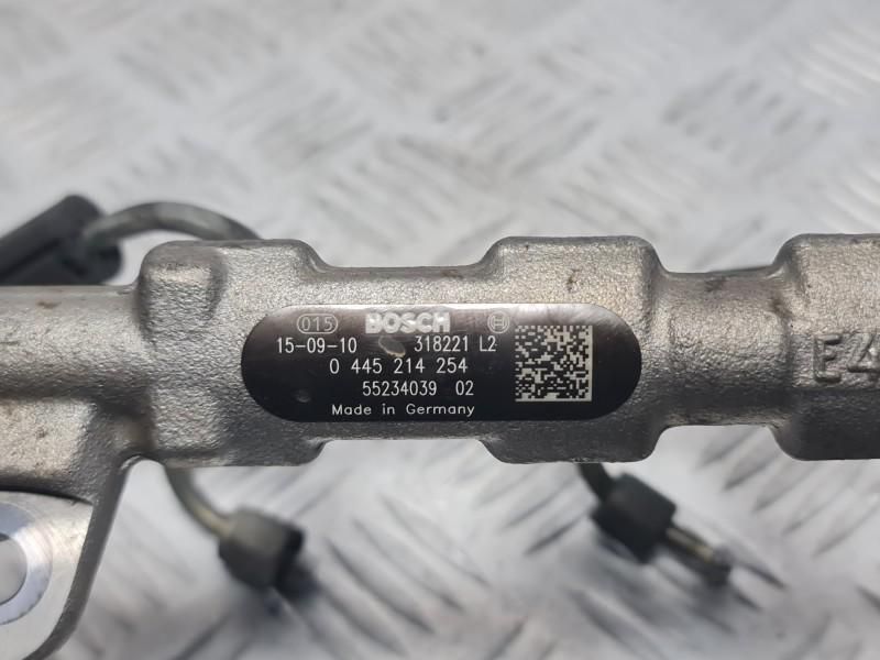 Rampa injectoare Alfa Romeo Mito 955 1.6 CDTI