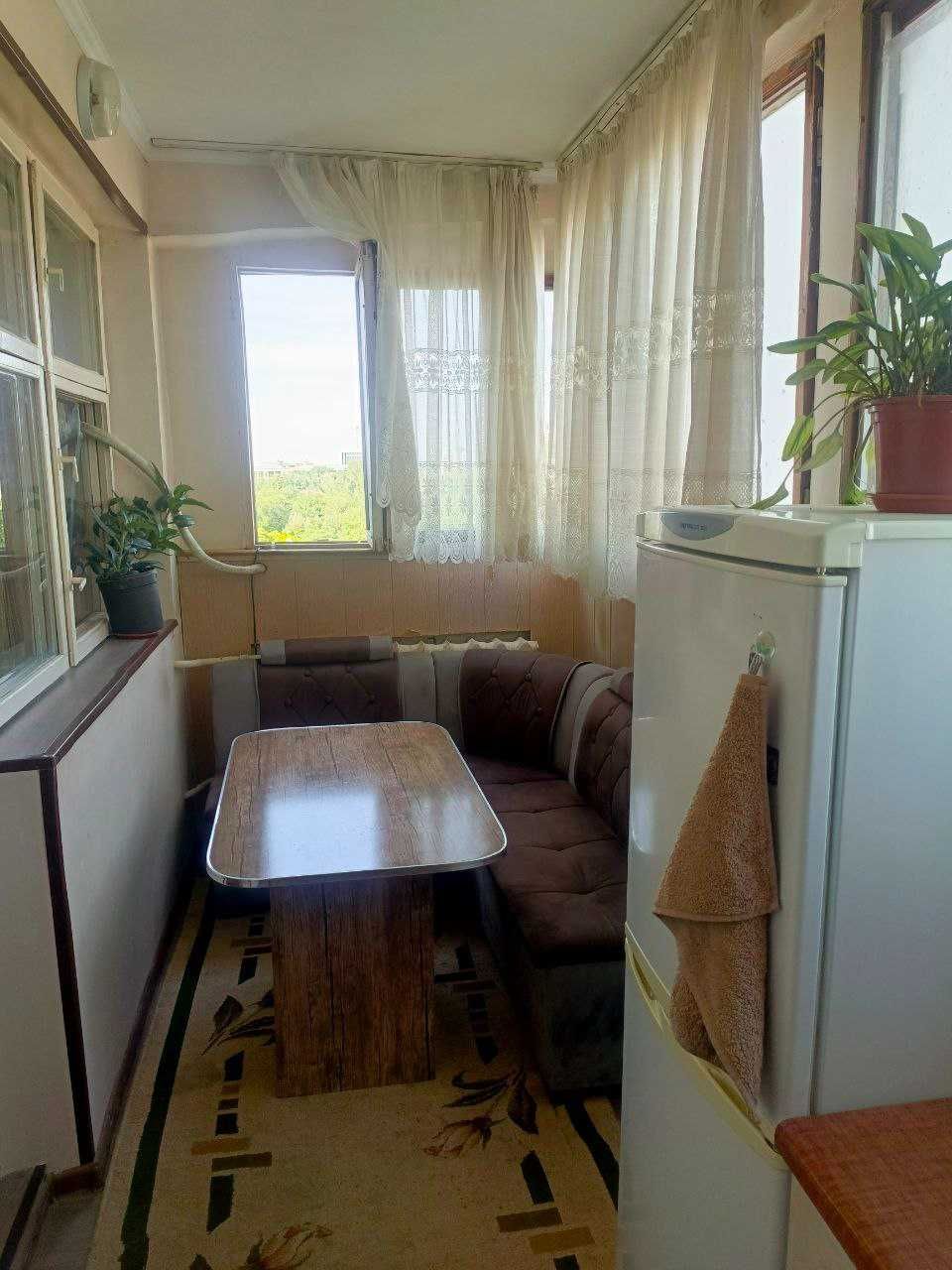 Сдам в Центре 2-комн. Цум (метро Космонавтов)