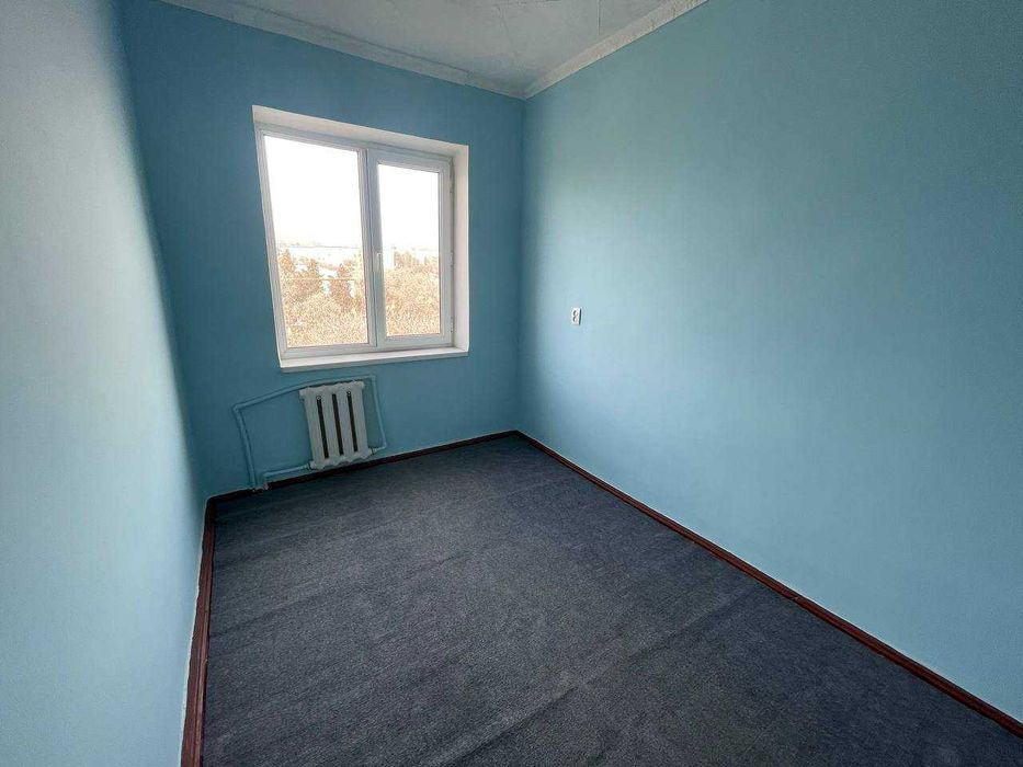 Продается  3-комнатная квартира