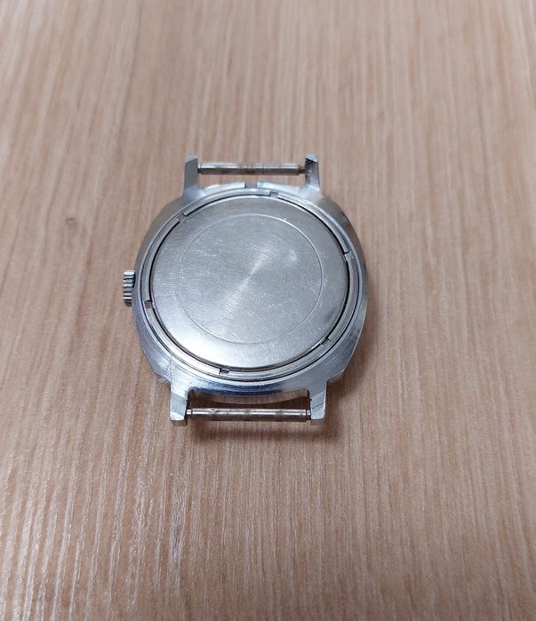 Стари руски ръчни часовници SLAVA и ПОБЕДА