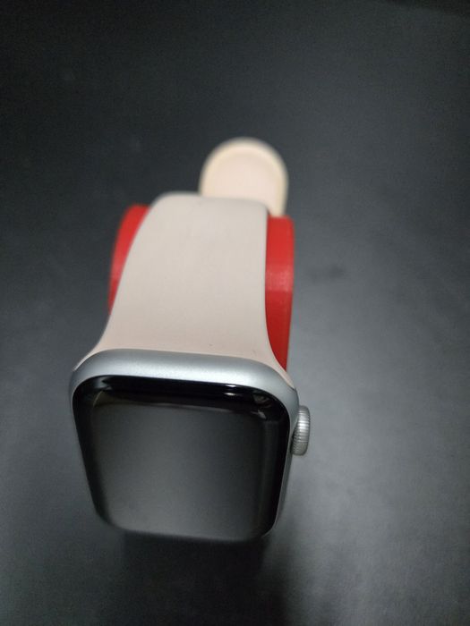 Apple Watch Series 6 / 40mm