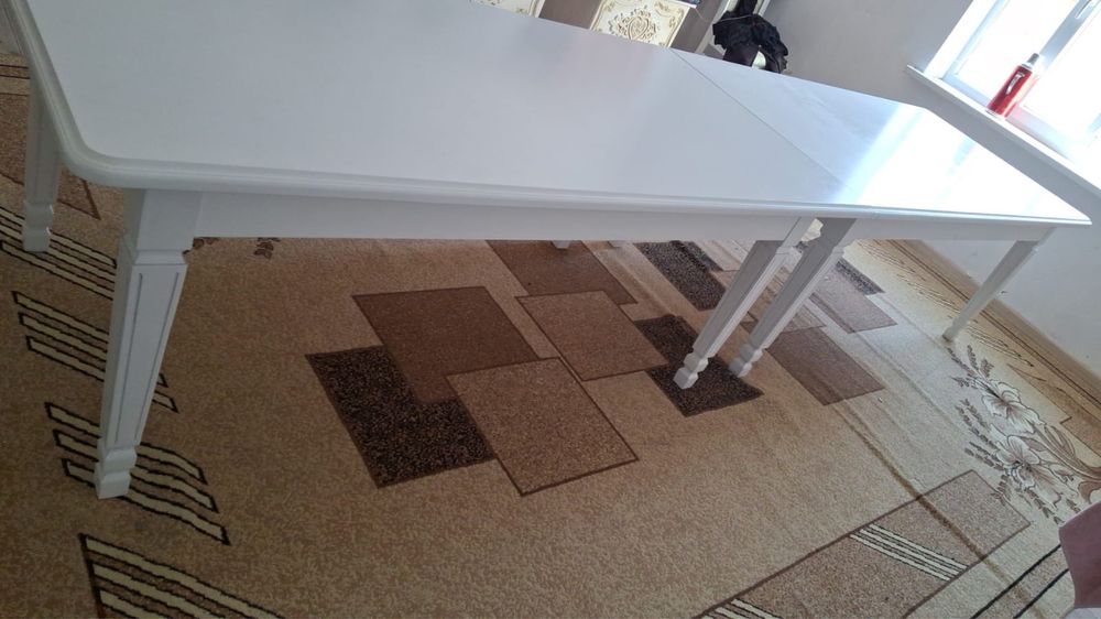 Стол для гостиной 4 метр