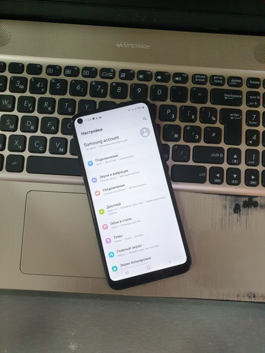 Galaxy A11 (Black) Karopka Dakument Dual Sim Sotiladi.