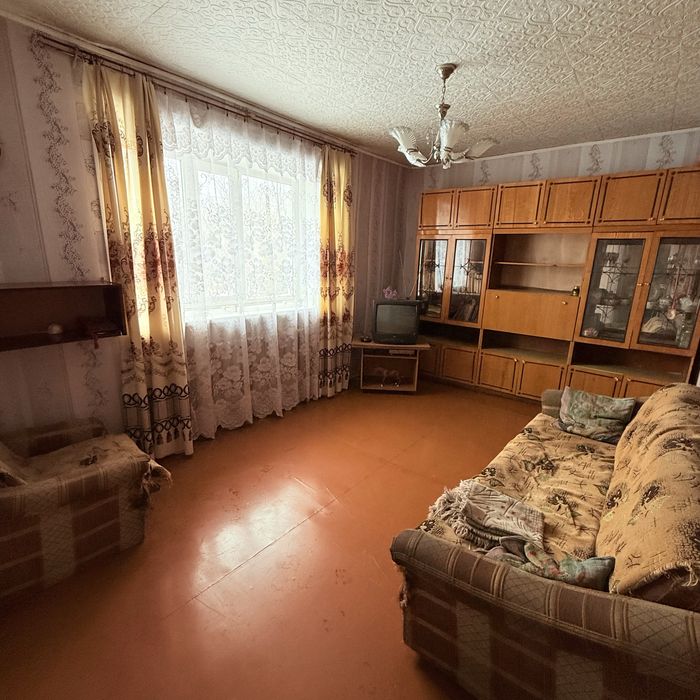 2комн. Валиханова 101. 2этаж