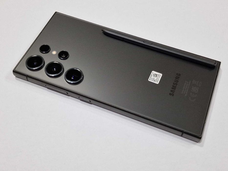 Samsung Galaxy S24 Ultra 5G 256GB 12GB RAM Dual