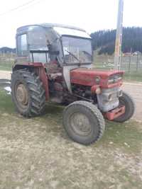 Vând tractor massey ferguson 152