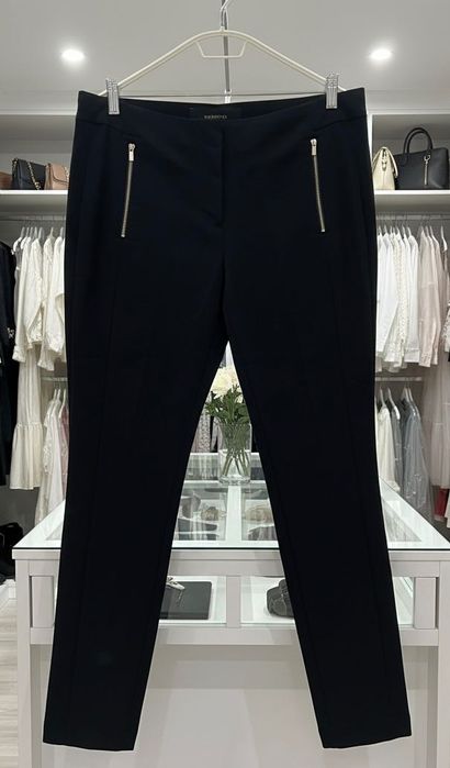 официален панталон в тъмно синьо