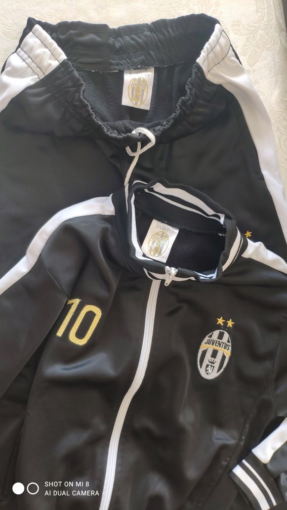 Футболен анцунг на Ювентус (Juventus)