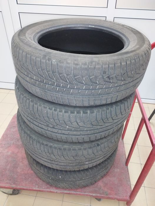 Зимни гуми Hankook 215/60/17