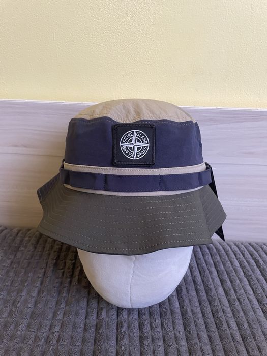 Шапка Stone Island