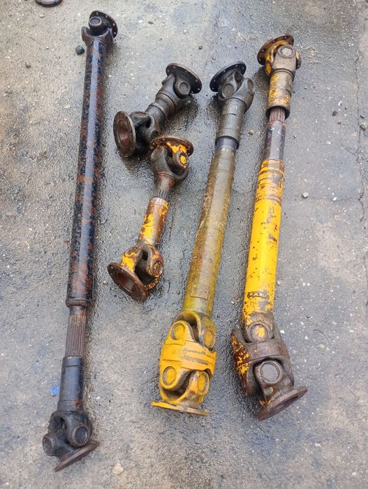 Vând cardane hanomag,taf.