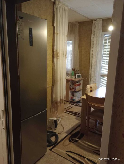 Продавам  3 стаен не обзаведен апартамент   70.80 кв2  +6.75 кв2 маза
