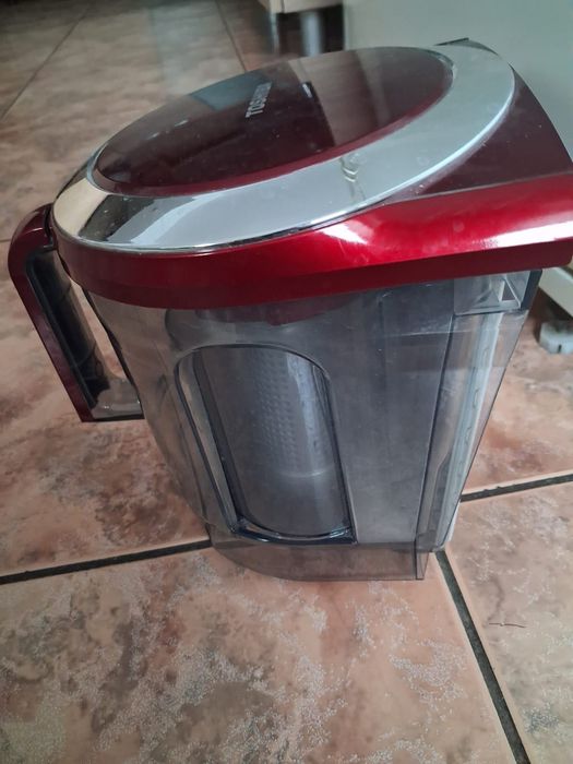 aspirator toshiba vcblo70c(r) cu canistra - 700 w