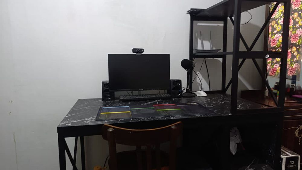 Kompyuter uchun stol