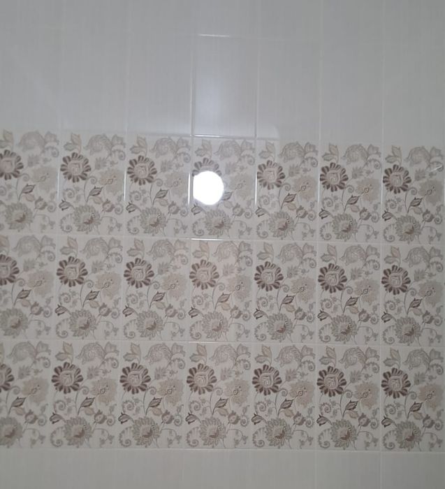 Продам кафель б/у Керама Мараци