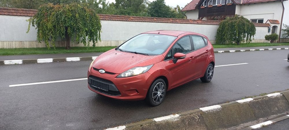 Ford Fiesta 1.3 benzina impecabil