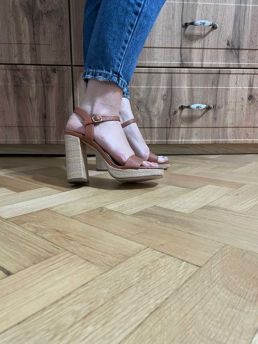 Sandale Primark, mărimea 37