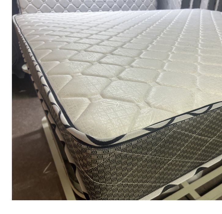 Продам матрас новый