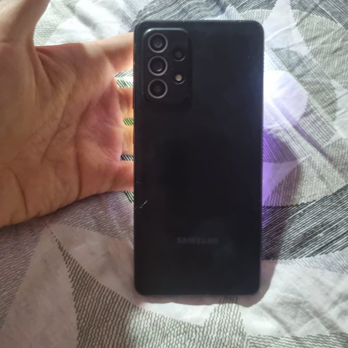 Samsung Galaxy A52