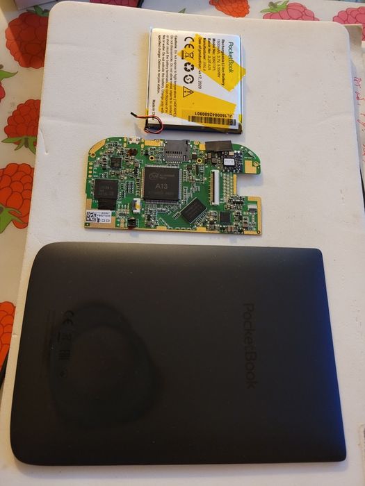 Запчасти на Pocket Book Touch Lux 4