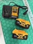 Incarcator si baterii Dewalt