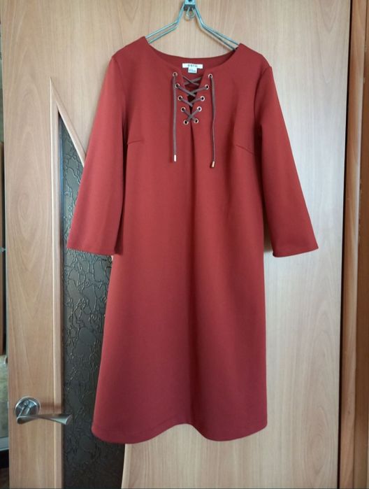 Продам женское платье