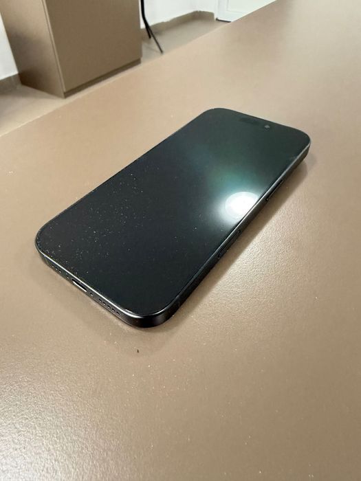 Iphone 16 Pro, Black Titanium, 128GB nou 38 cicluri baterie 100% 10/10