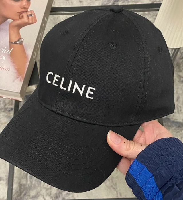 Продам Кепку Celine