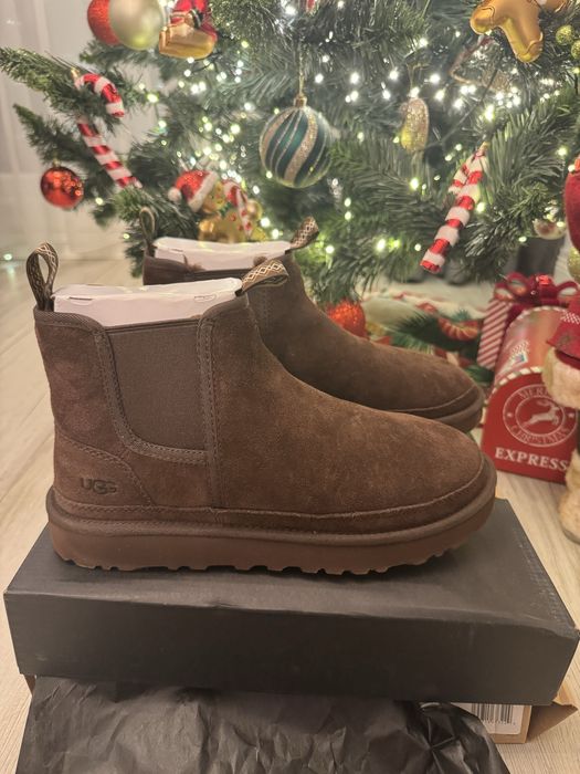 UGG Neumel Chelsea Boot