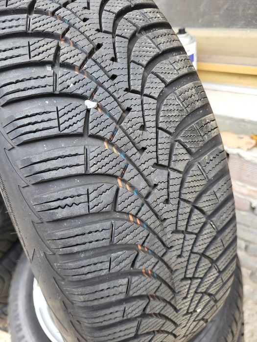 4 бр зимни 205/60/16 Goodyear