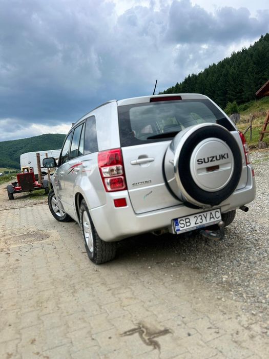 Vînd Suzuki Grand Vitara