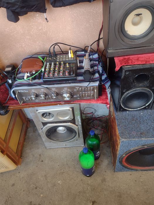 De vânzare boxe ton de bas stație și încă o stație