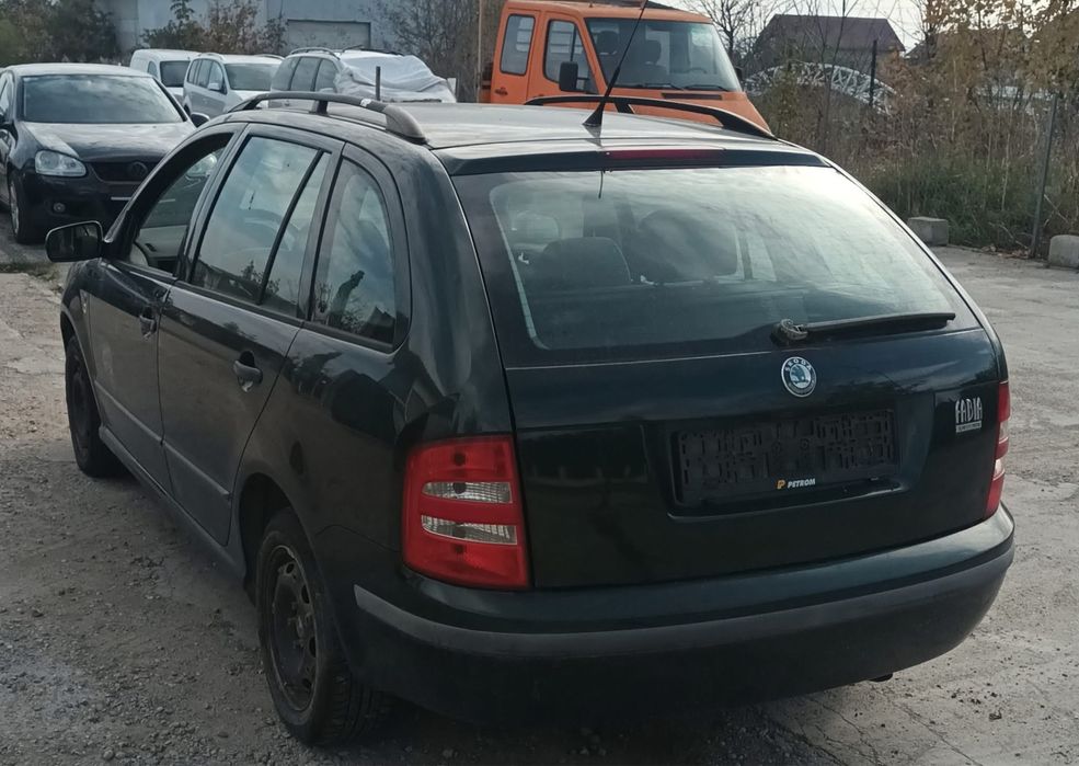 Dezmembrez Skoda Fabia 1.4 benzina, tip AUA