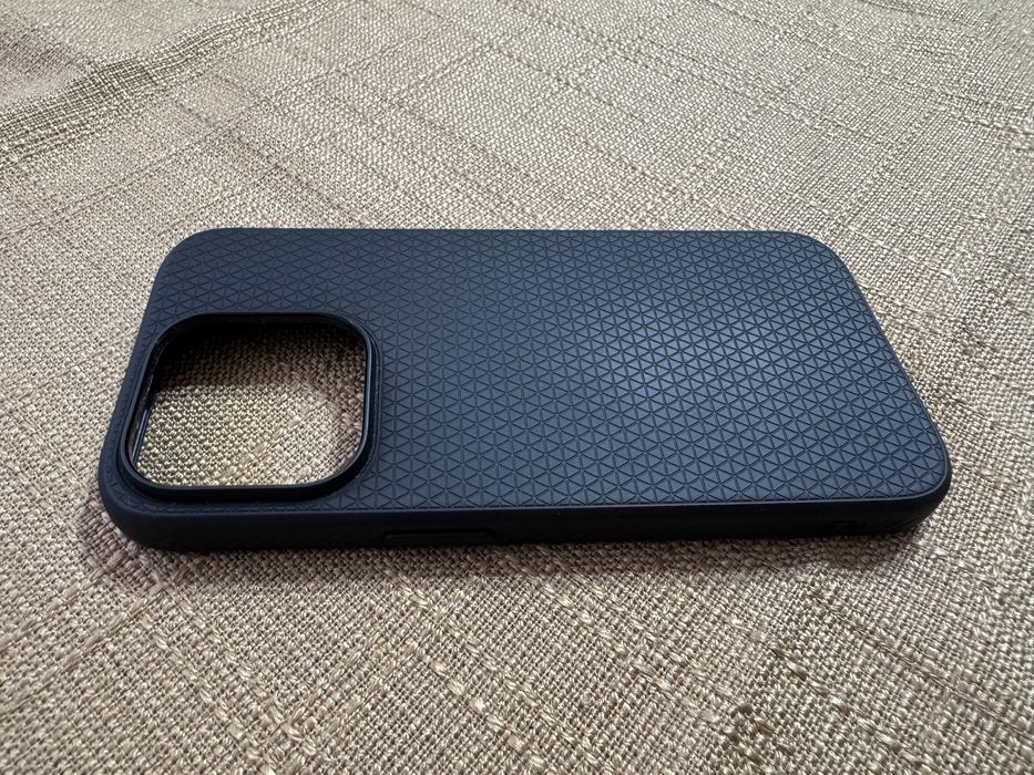 Husa UAG Metropolis LT + Spiegen iPhone 15 Pro