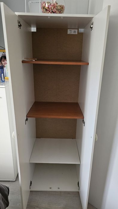 Гардероб  бял мат