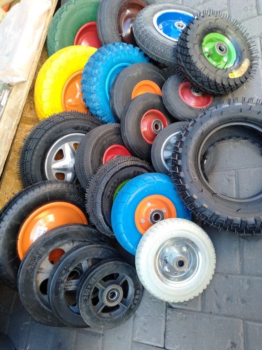 Колесо на тачки  и подчипники диаметр 12 , 16,20,без камерный, колесо